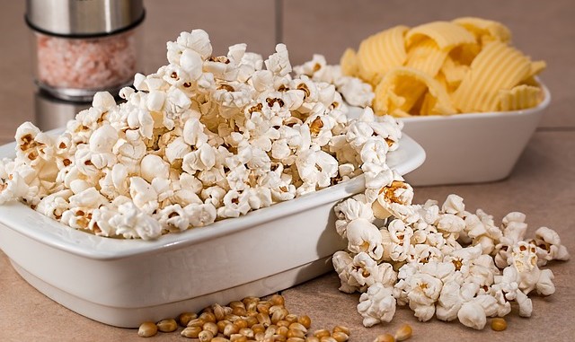 Wer Popcorn selber machen möchte, findet bei uns die passenden Anleitungen.